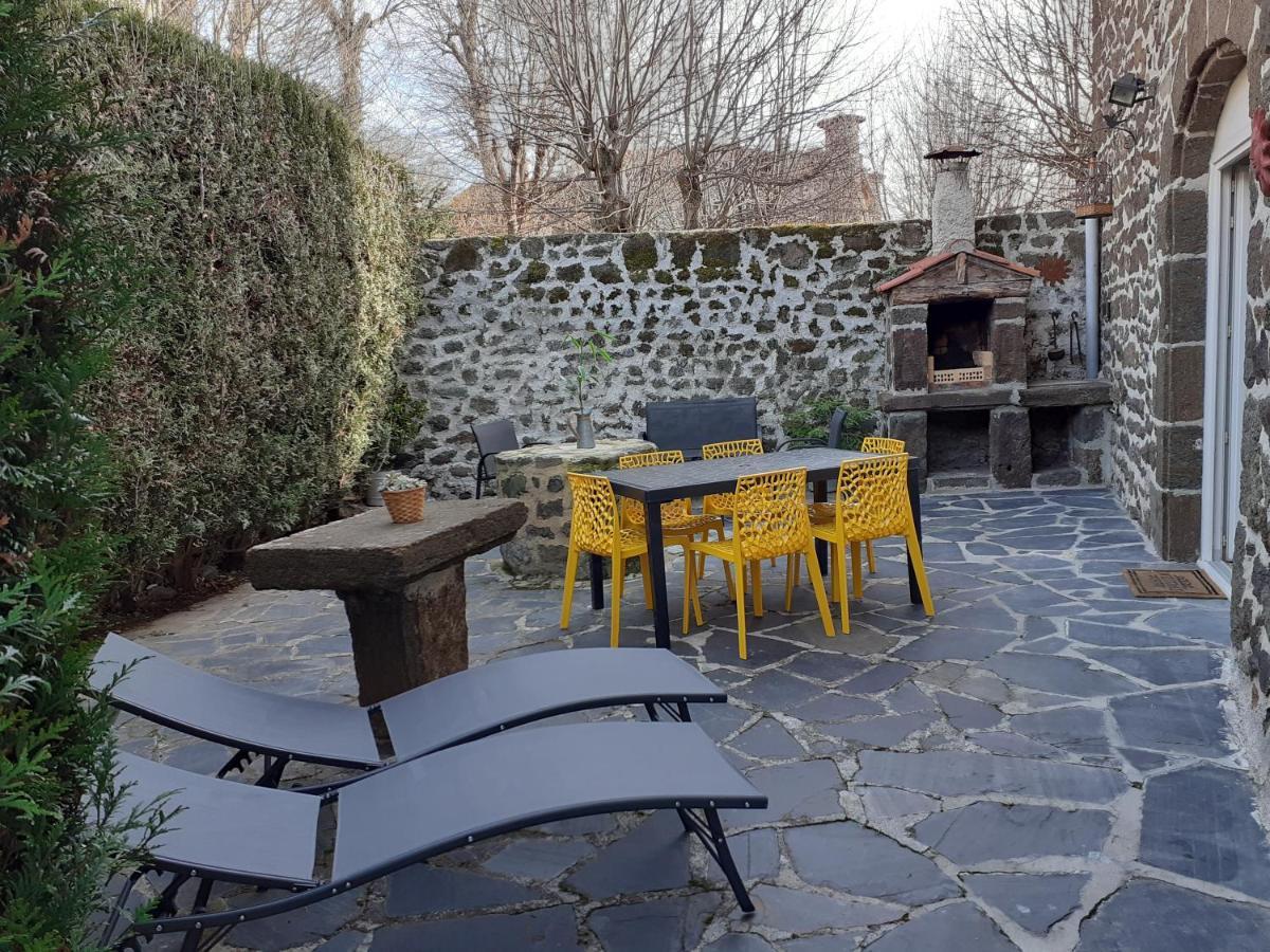 Maison Du Soleil Chez Isa Polignac  Екстер'єр фото