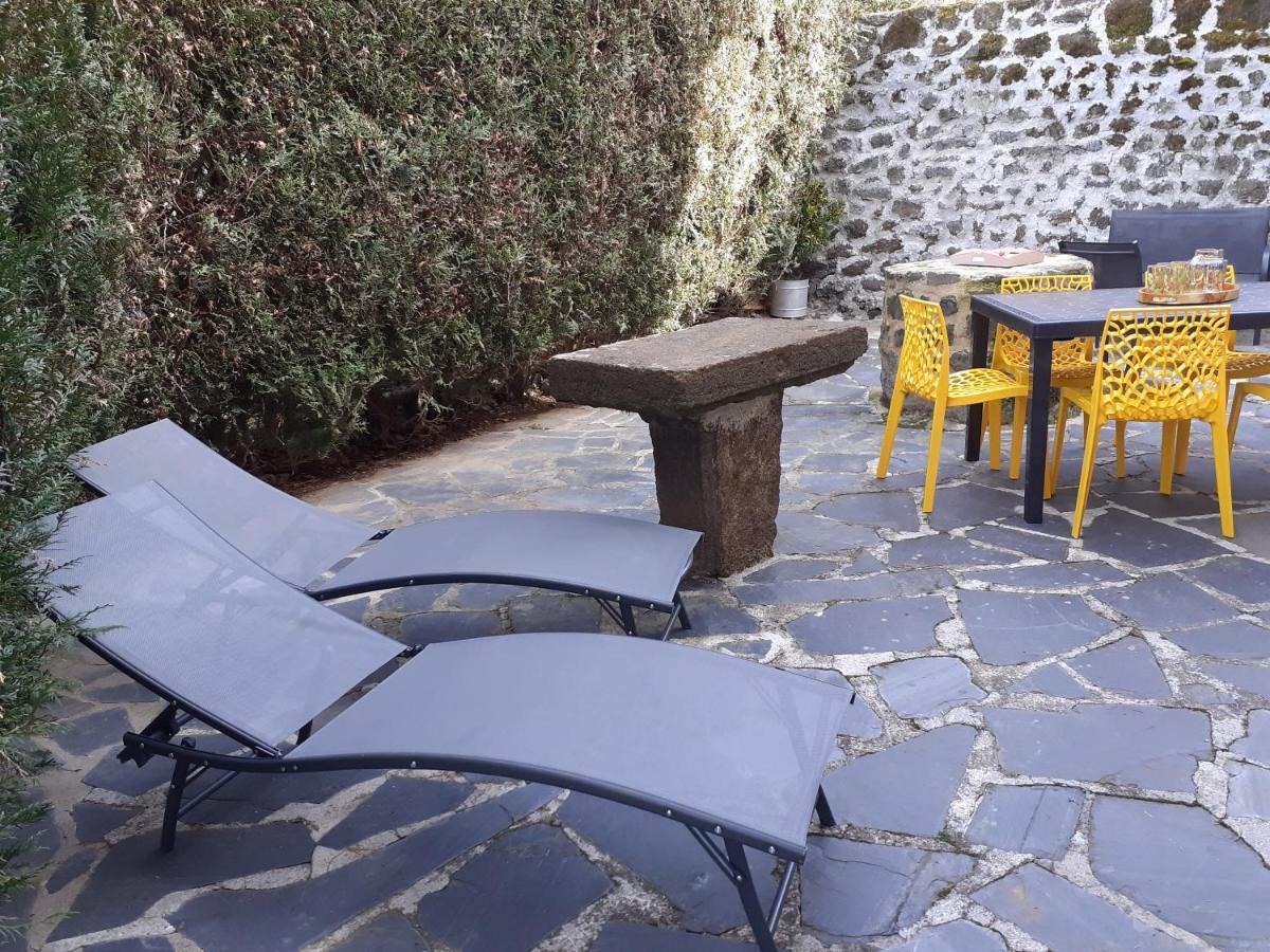 Maison Du Soleil Chez Isa Polignac  Екстер'єр фото
